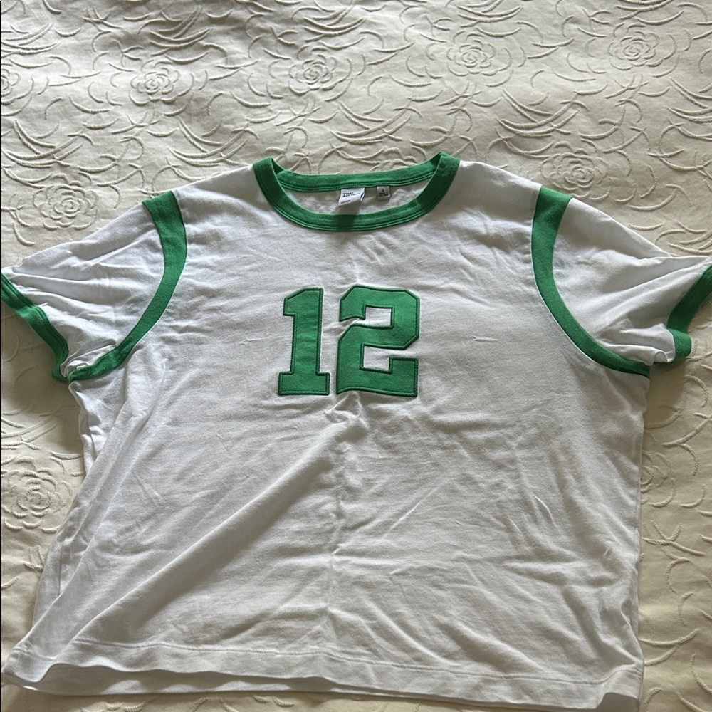 Aritzia TNA Green and White Women’s Sports Tee